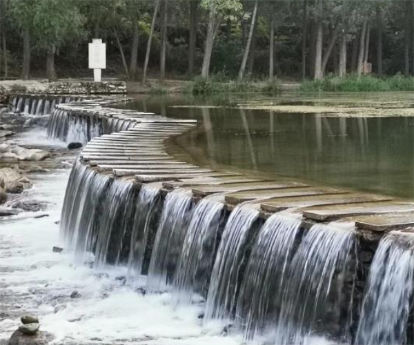 小瀑布