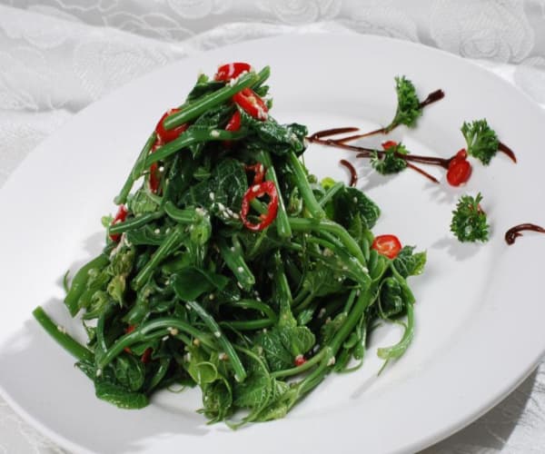 凉拌山野菜